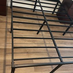 Metal Bed Frame 