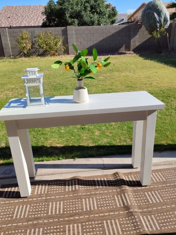 White Entry Table