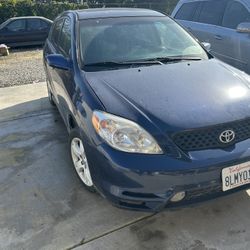 2004 Toyota Matrix