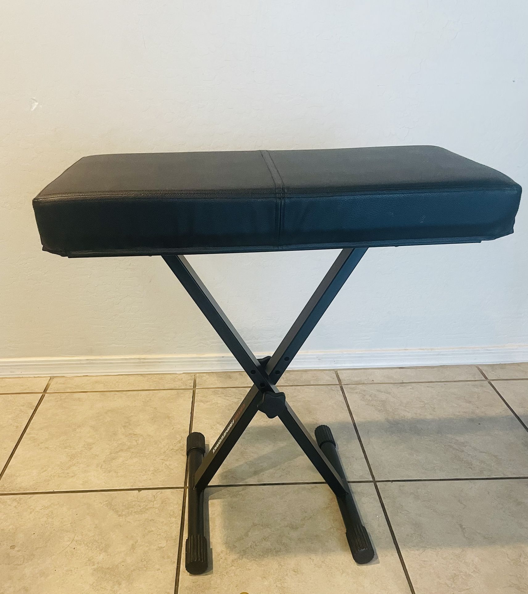 Gator Frameworks Keyboard Bench