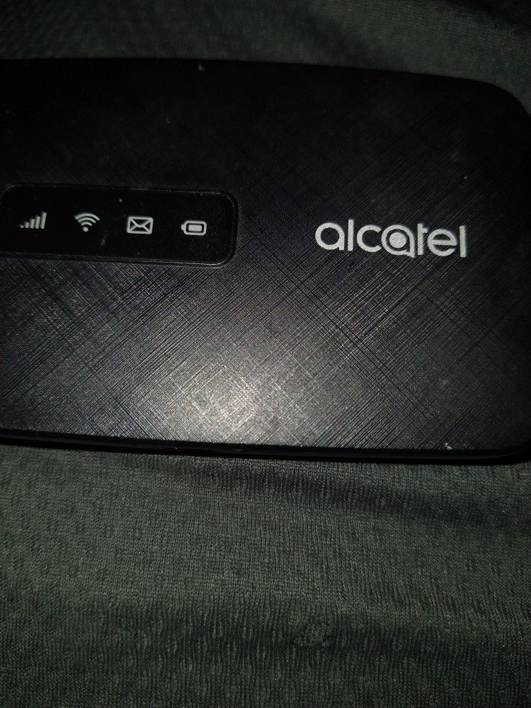 Mobile Hotspot Device