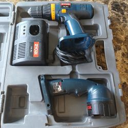 Ryobi 14.4V Cordless Drill Driver/flashlight and charger. (tested works great)


The Ryobi 14.4V Cordless Drill Driver/flashlight and charger set incl