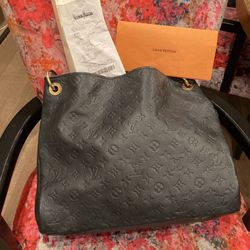  Louis Vuitton artsy With Receipt From Neiman Marcus