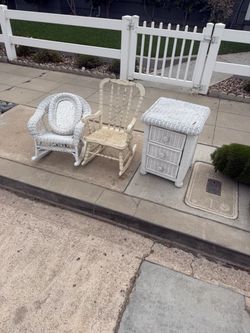 Child’s Furniture, artificial turf