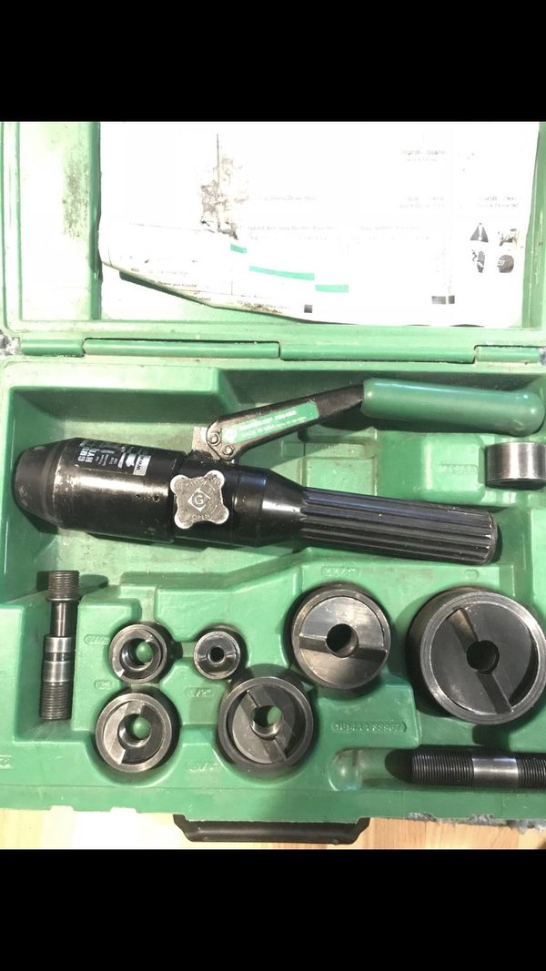 Greenlee 7804SB hydraulic knockout punch set. for Sale in Gardena, CA