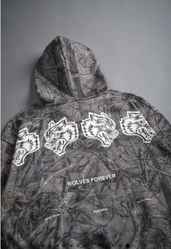 DARC SPORT X WOLVES HAVE YOUR BACK DRIFTWOOD CAMO HOODIE