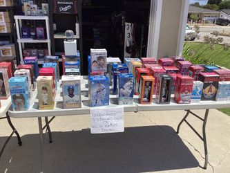 Huge Giant Memorabilia Sale Bobbleheads,Autographed Bobbleheads, Photos and other Great Items Saturday June 27th from 10am to 5pm