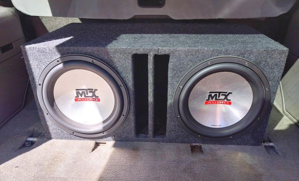 2 MTX THUNDER 12-inch Subwoofers With Ported Box Enclosure 