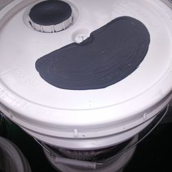 Dark grey Paint New