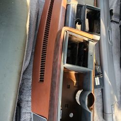 Chevy  / GMC C1500 Dashboard Assembly 88 Thru 94