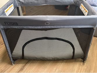 Flisko travel playpen