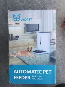 Wopet Automatic pet feeder
