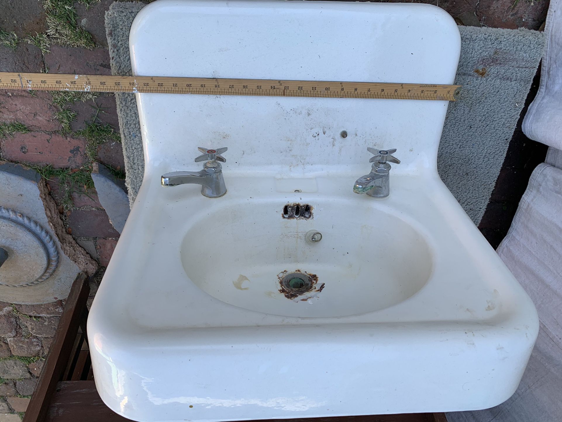 Vintage 1936 Enameled Cast Iron Wall Mount Sink