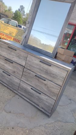 dresser with night Stand and mirror $175
