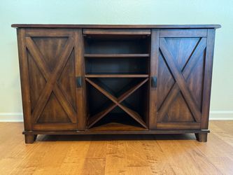 Bar cabinet