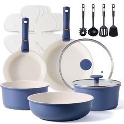 17 Pc Cookware Set New ! Blue & White 