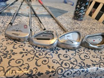 Golf wedges