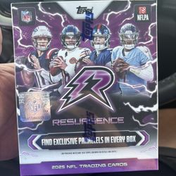 Topps Resurgence Football Mega Box NFL🔥🔥🔥