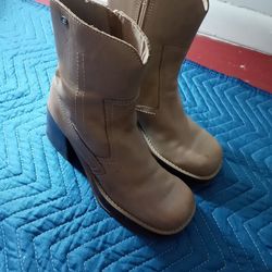 Made in Brazil real leather lady shoes( size 9)