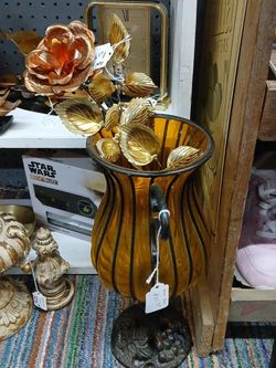 Original vase decor, iron base and glass. flower metal decor sold separately