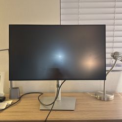 Dell UltraSharp U2723QE 27” 4K IPS USB-C  Hub Monitor