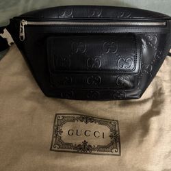 GUCCI BUM BAG! ALL LEATHER,USED ONCE LIKE NEW!! 