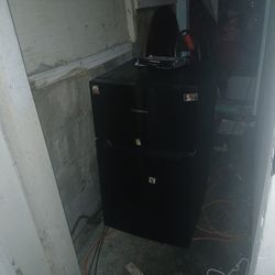 Mini Fridge 