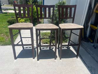 Bar stools / counter chairs