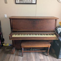 FREE Gulbransen Upright Piano