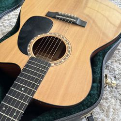 GORGEOUS Martin Acoustic Plug In Cut away