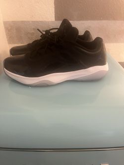 Air Jordan 11 CMFT Low “space jams” size 11