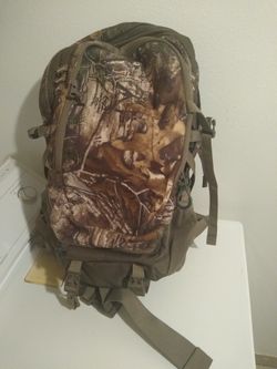 Alps OutdoorZ Women's Huntress Backpack Realtree Camo Hunting
