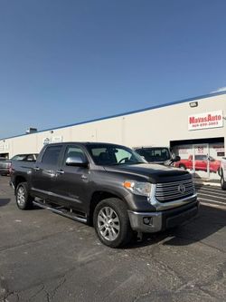 2015 Toyota Tundra CrewMax