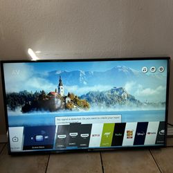 Smart LG Tv/Televisor inteligente LG 44”