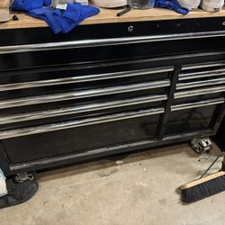 52” Husky Tool Box