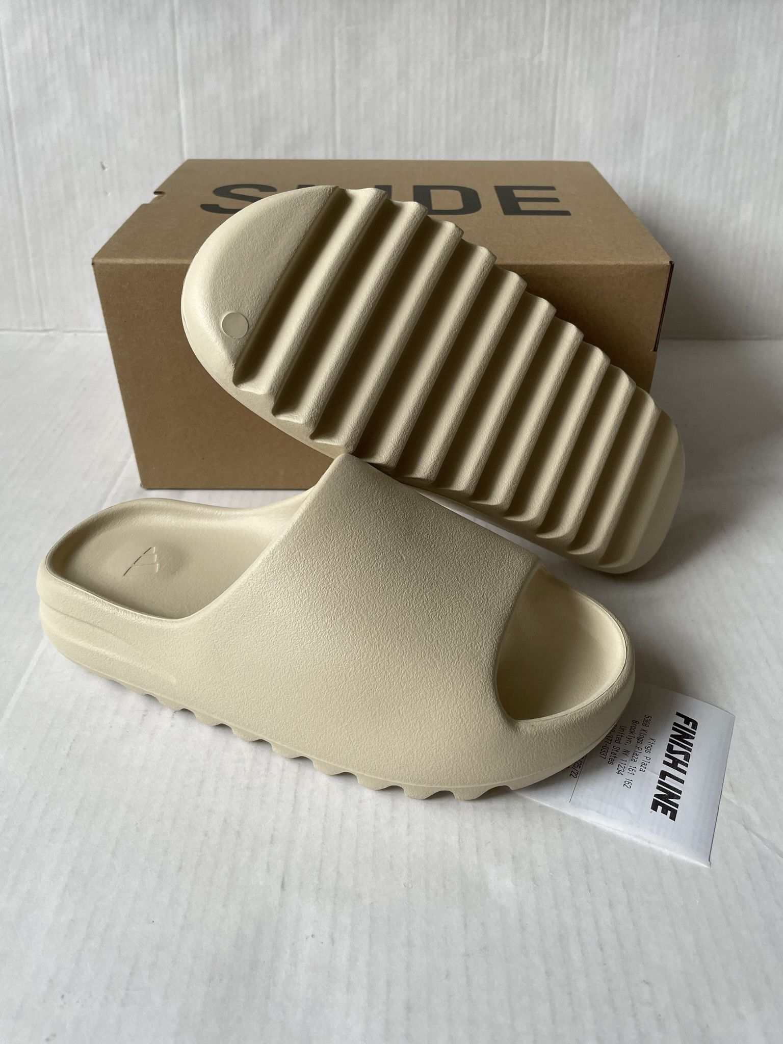 Adidas Yeezy Slide Bone 2022 |Size 11| *AUTHENTIC, BRAND NEW, NEVER WORN*  for Sale in Hanover, NJ - OfferUp