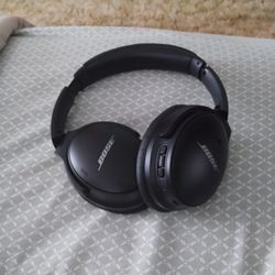 Bose QC 45 Headphones 