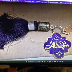 Brand New Condition Disney Aladdin, London, New York Broadway Show Castle Keychain Key Ring 2017