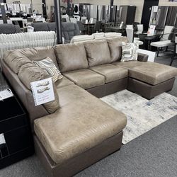 Leather Sectional. 🚚WE DELIVER🚚