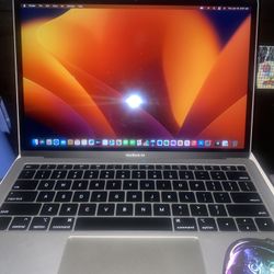 MacBook Air 13
