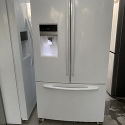 Maytag beautiful White refrigerator French door everything works perfectly first come first served 