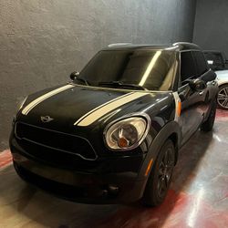2011 Mini Cooper Countryman 