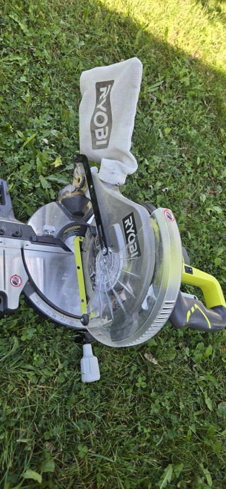 Ryobi Saw
