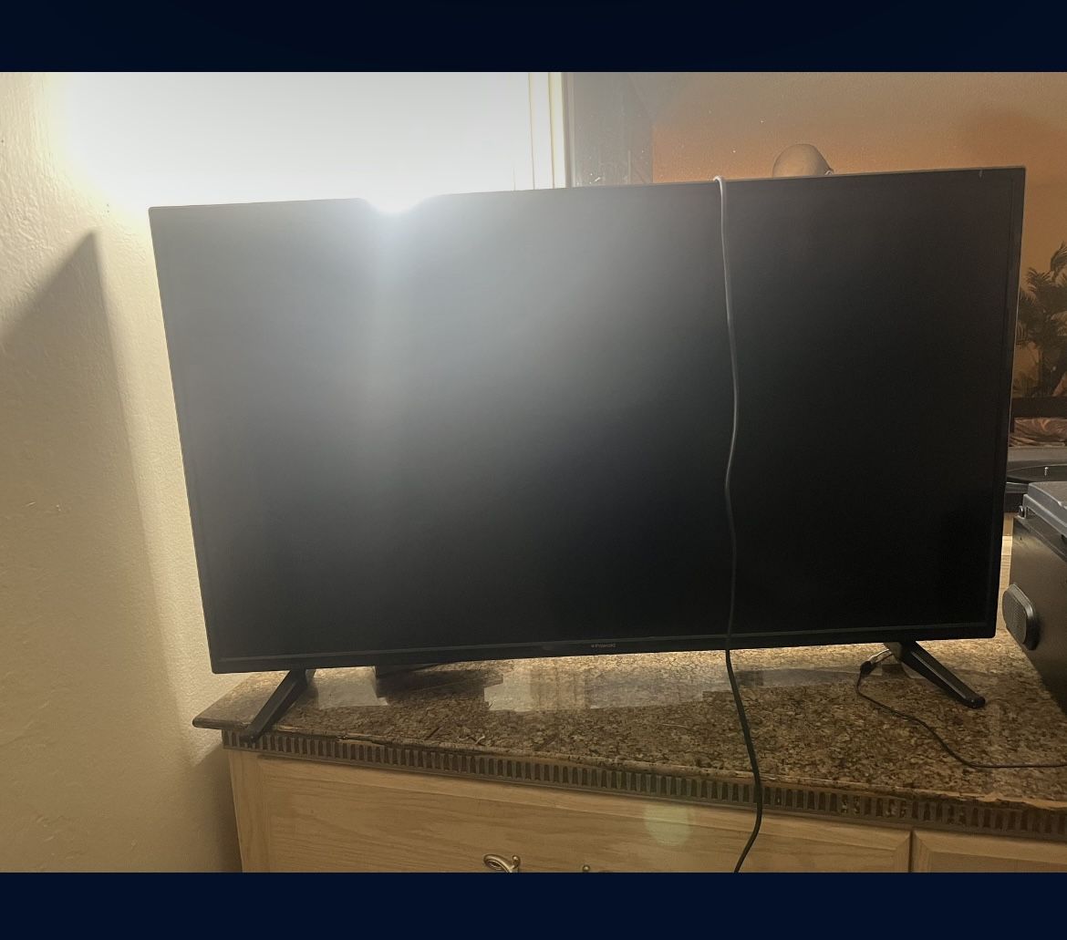 32” TV