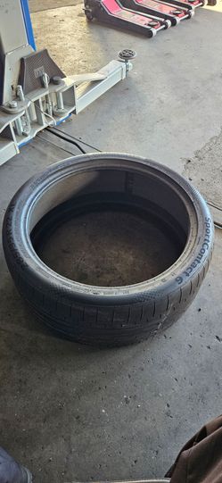 285/35/22 Continental Tire 285 35 22