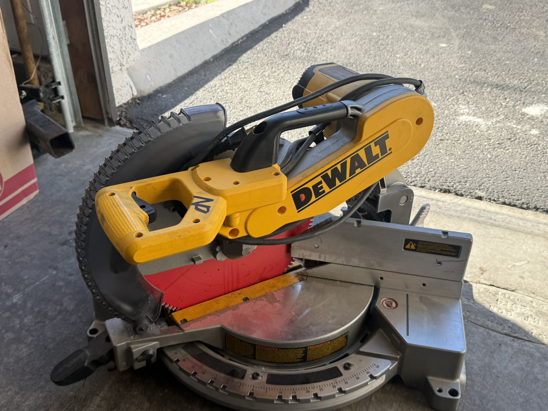 Dewalt 12” Miter Saw