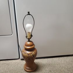 Vintage 70's  Lamp Chalkware Floral Faux Wood 