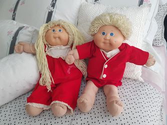 1978-1982 Xavier Roberts--signed Cabbage Patch Kids Dolls