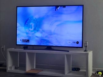 Samsung UHD TV 55 inches