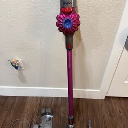 Vacuum Dyson v7 motirhead+
